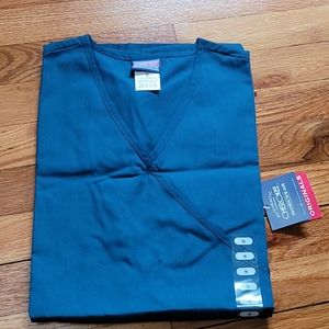 Cherokee scrub top